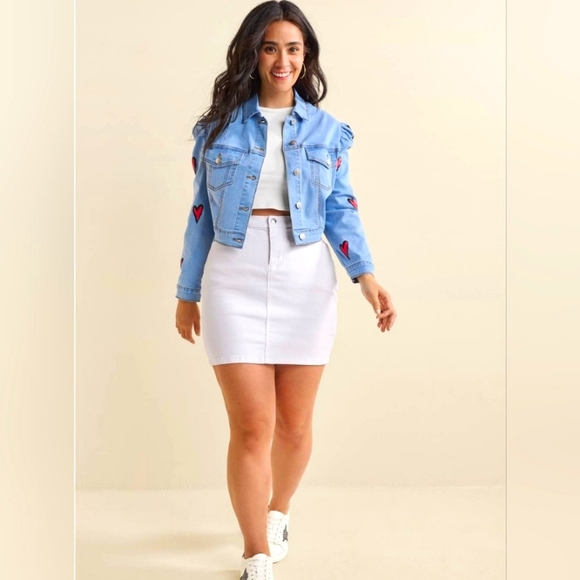 NWT Plus Size Heart Cropped Jeans Jacket 1XL - Picture 3 of 4